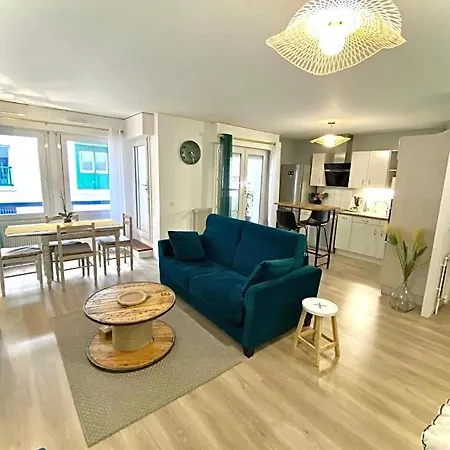 Superbe T2, 4 Pers , Parking Gratuit Apartment